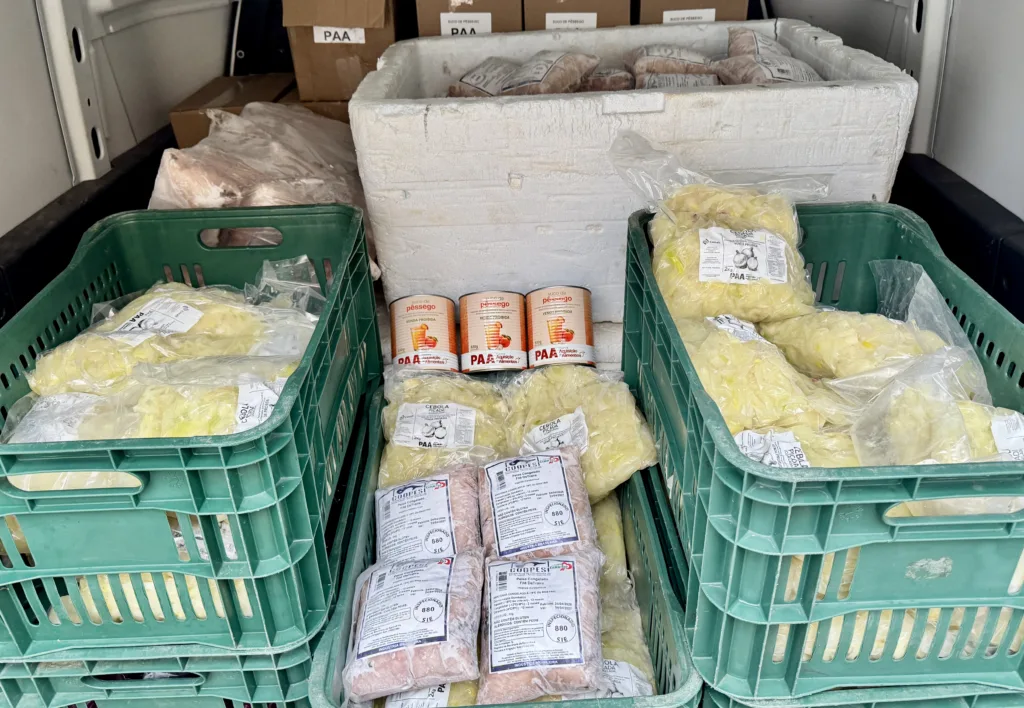 Produtos congelados da agricultura familiar serão distribuídos a cozinhas solidárias no RS