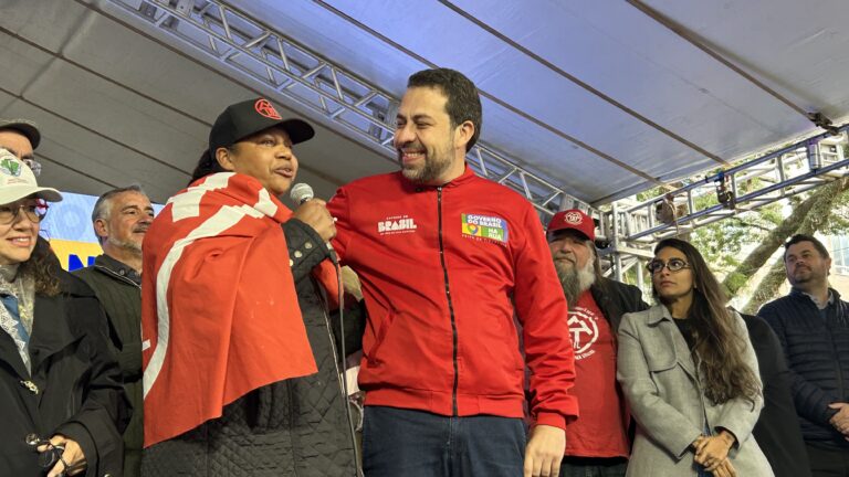Boulos diz que Lula quer tirar políticas públicas do gabinete e levá-las às praças
