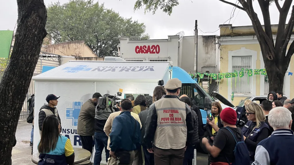Veículo adaptado exibido durante o lançamento da Política Nacional de Atenção Integral à Saúde da População em Situação de Rua