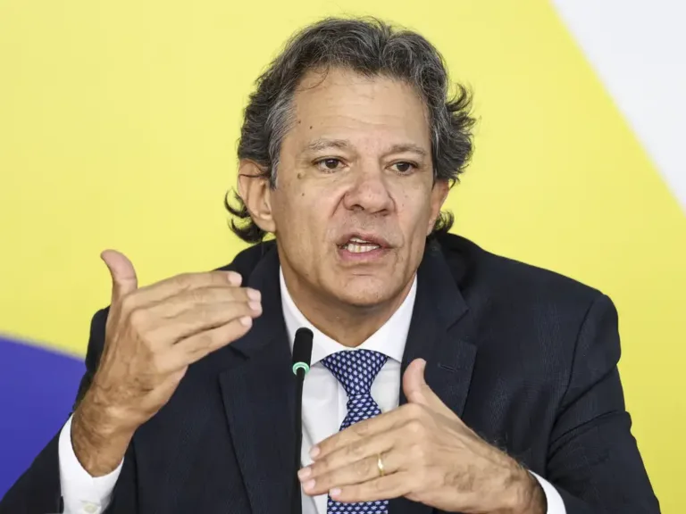 Fernando Haddad promete rever privatizações e pedágios de Tarcísio