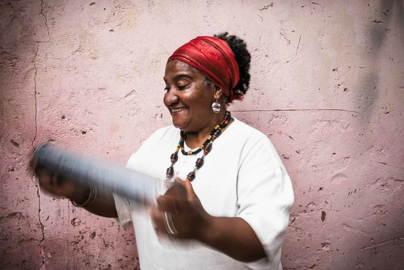 Mestra Martinha do Coco, Mestre Tião Carvalho, Mestre Churrasco e representantes do Grupo Afro-Sul se apresentam com alunos do projeto Ngoma nos dias 17 e 18 de junho em Porto Alegre