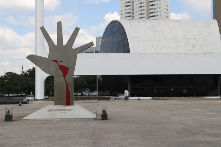 Plano para privatizar Memorial da América Latina ignora papel acadêmico legado de Darcy Ribeiro