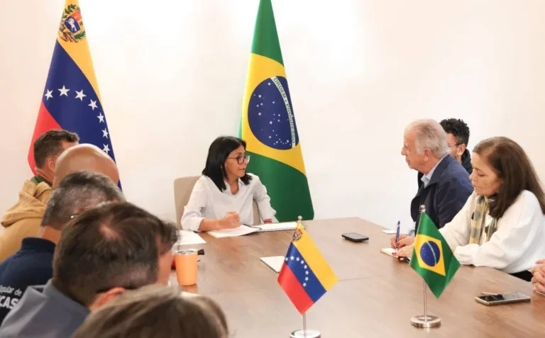 ‘Brasil e Venezuela são um só país’, declara Múcio em encontro com Delcy Rodríguez em meio a resgates na Venezuela