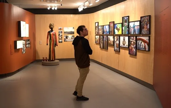 O estudante Murilo Durigon Santos é assíduo frequentador do Museu da Diversidade Sexual.