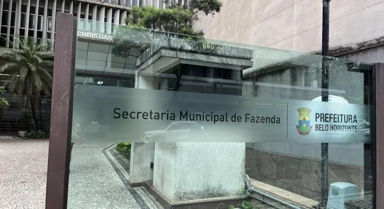 A origem da crise remonta a uma mudança ocorrida em 2020, quando a carreira de agente fazendário passou a exigir nível superior