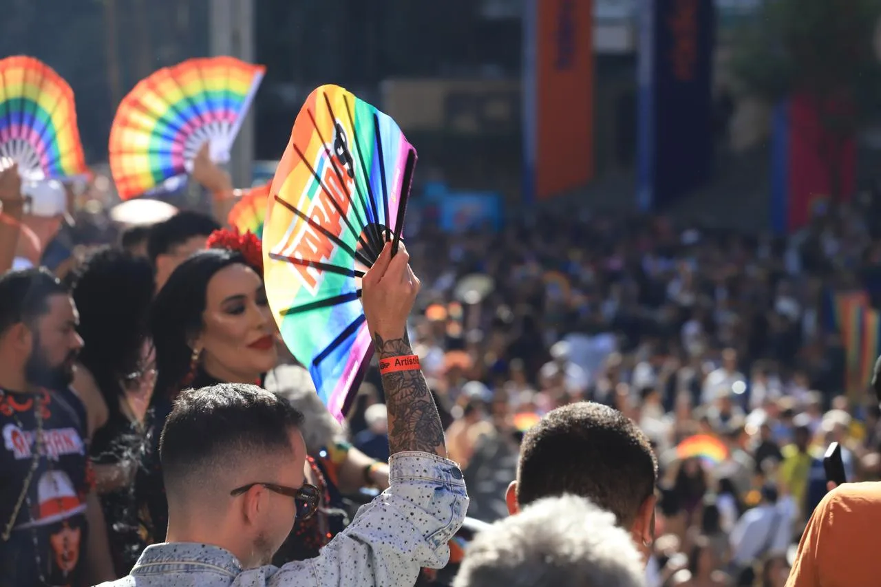 Parada LGBT+ de São Paulo celebra 30 anos com defesa da memória, dos direitos e da participação política