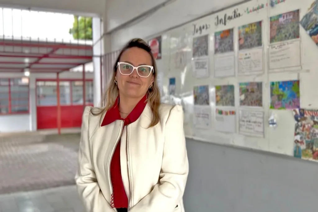 Maiara, professora e m&atilde;e de estudantes do Pedrinho, relata inseguran&ccedil;a sobre futuro da escola