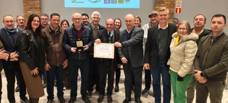 Unicafes-RS é homenageada com medalha da Assembleia Legislativa pelos 20 anos de atuação