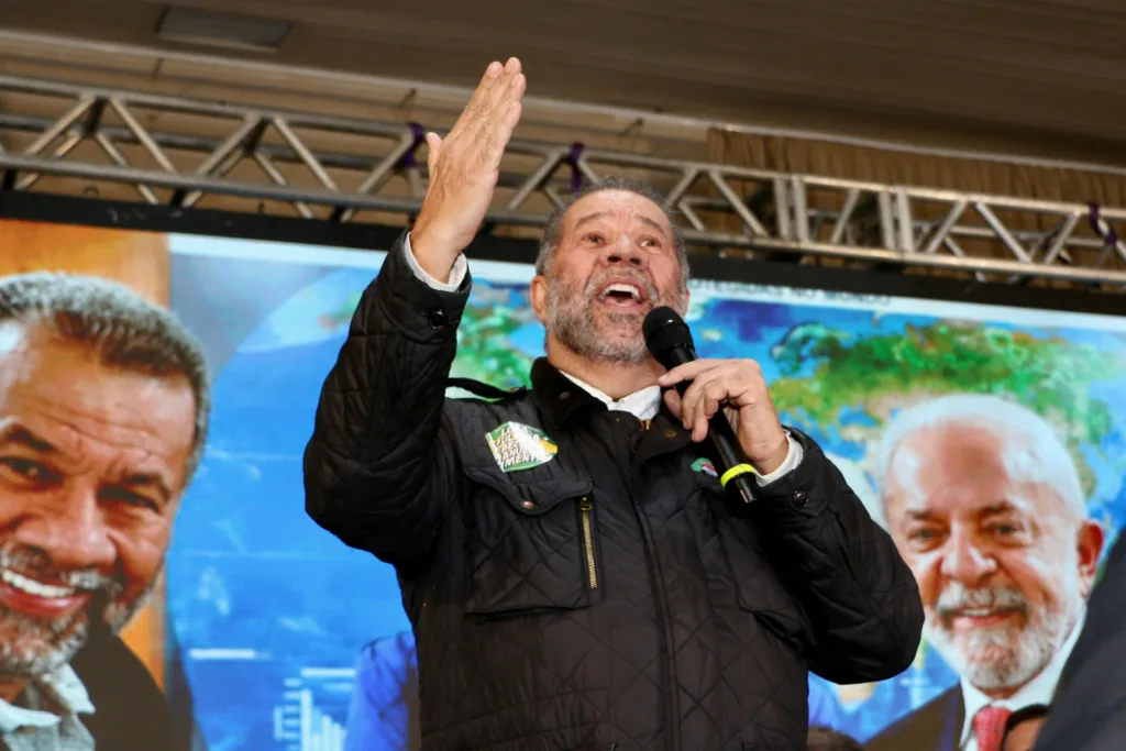 Lupi defendeu que é preciso ter coragem para fazer enfrentamento político