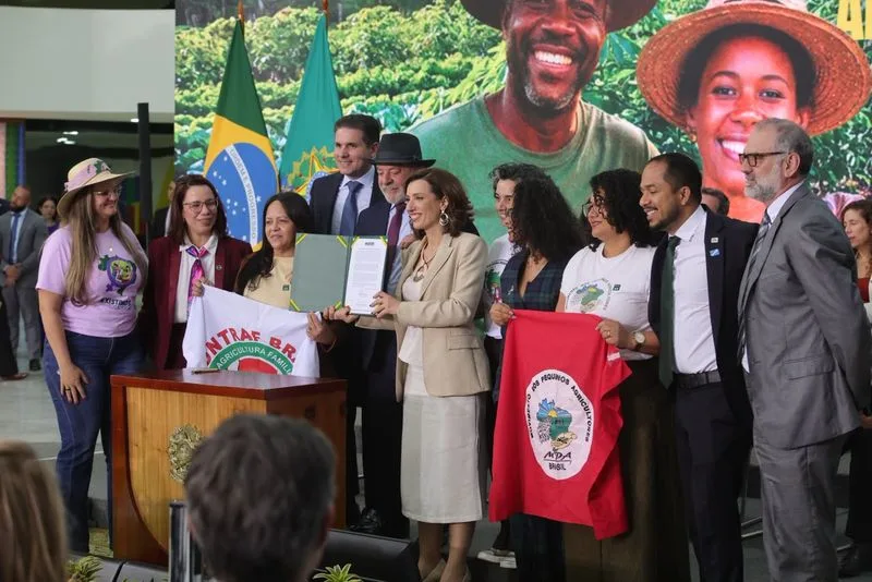 Lançamento do Plano Safra da Agricultura Familiar 2026/2027, nesta terça-feira (30), no Palácio do Planalto, em Brasília (DF), com presença de movimentos do campo