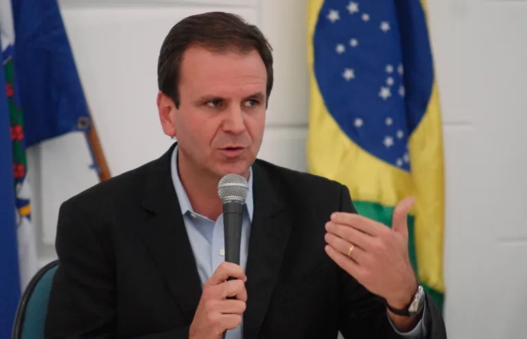 Paes reconhece fim da disputa no RJ após decisões judiciais; Ruas deve ser declarado governador