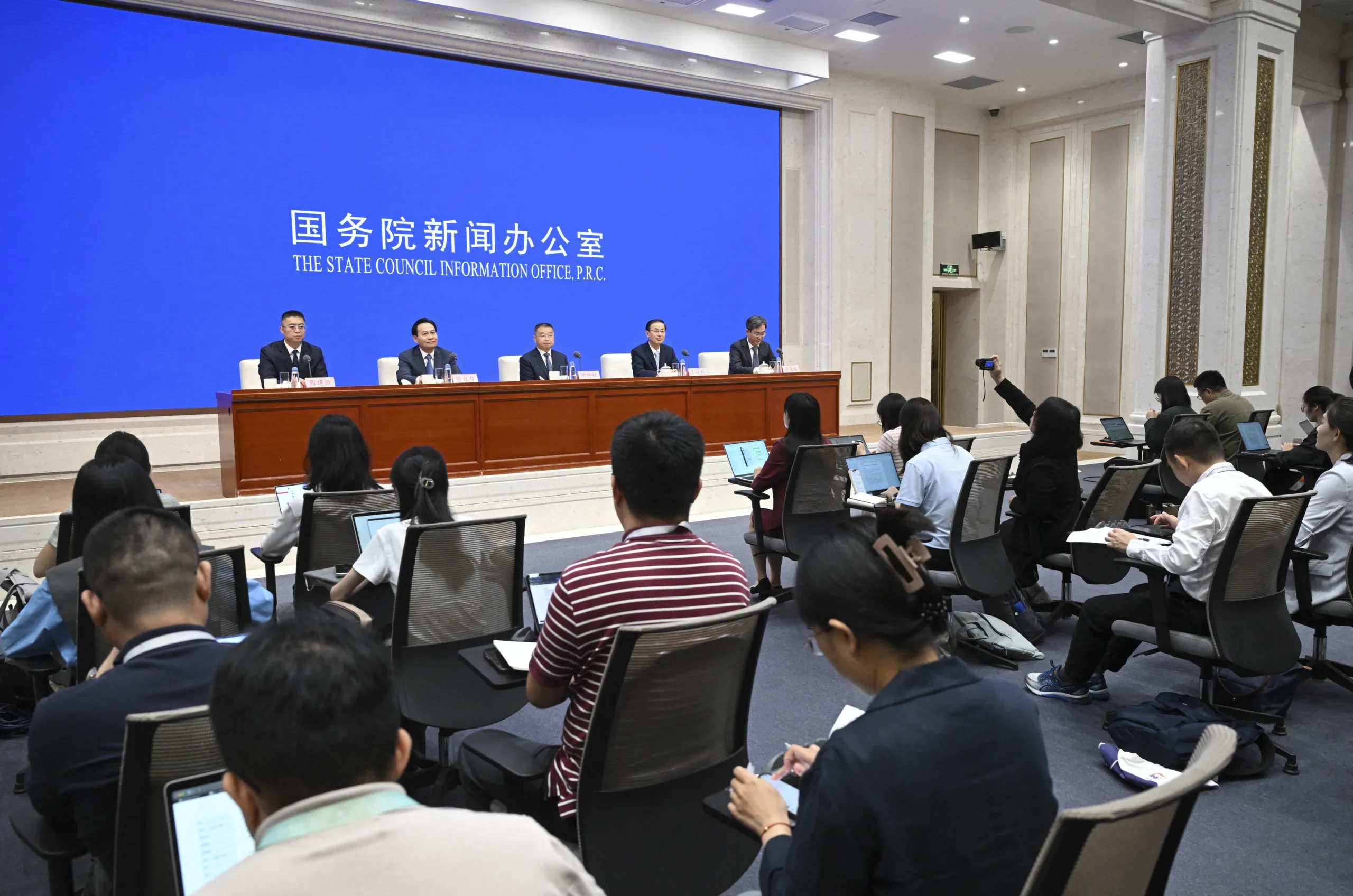 Coletiva de imprensa sobre a reforma tributária e o desenvolvimento no período do 15º Plano Quinquenal (2026-2030), realizada pelo Escritório de Informação do Conselho de Estado, em Pequim, capital da China, em 28 de julho de 2026.