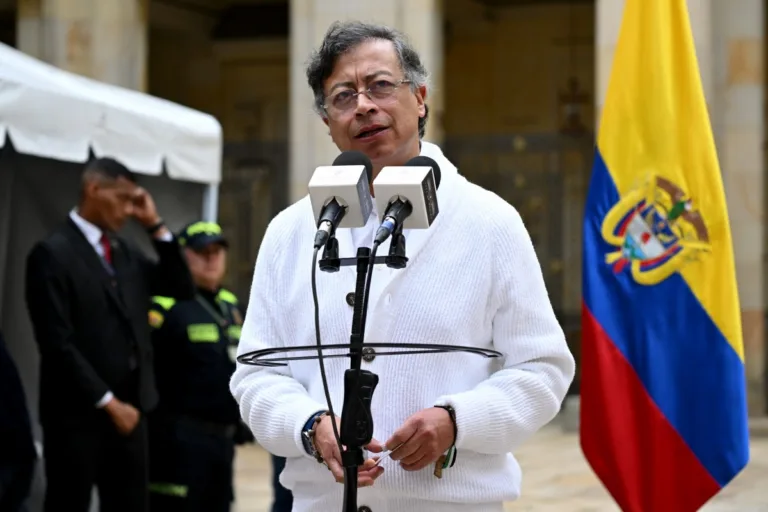 Gustavo Petro vai assumir comando do Pacto Histórico após deixar Presidência da Colômbia