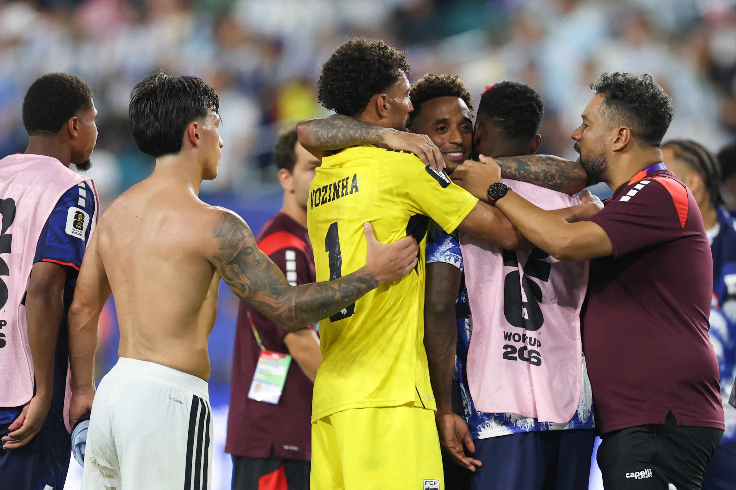 Oitavas de final começam hoje após noite de classificações dramáticas