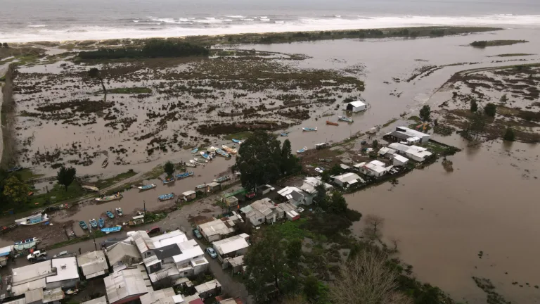 Temporal atinge o Chile e deixa pelo menos três mortos e 76 feridos