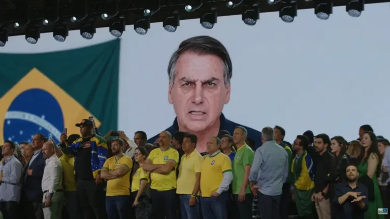 Ao STF, Jair Bolsonaro diz que não autorizou uso de vídeo de IA em convenção do filho
