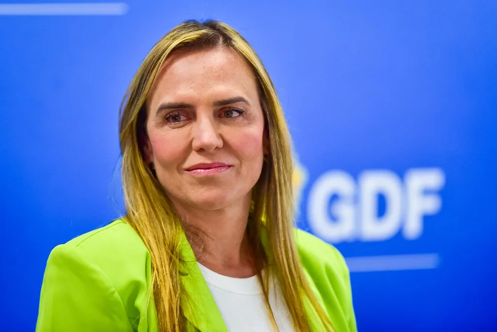 Governadora do DF, Celina Leão associa voto petista à pobreza