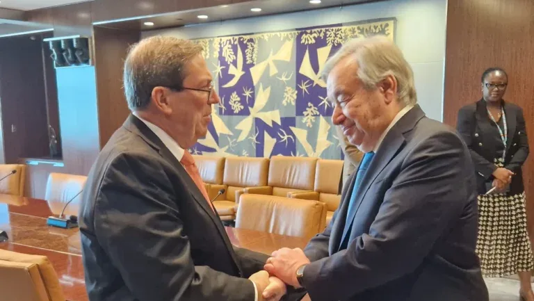 O chanceler cubano agradeceu a António Guterres pela nova oportunidade de convesarem