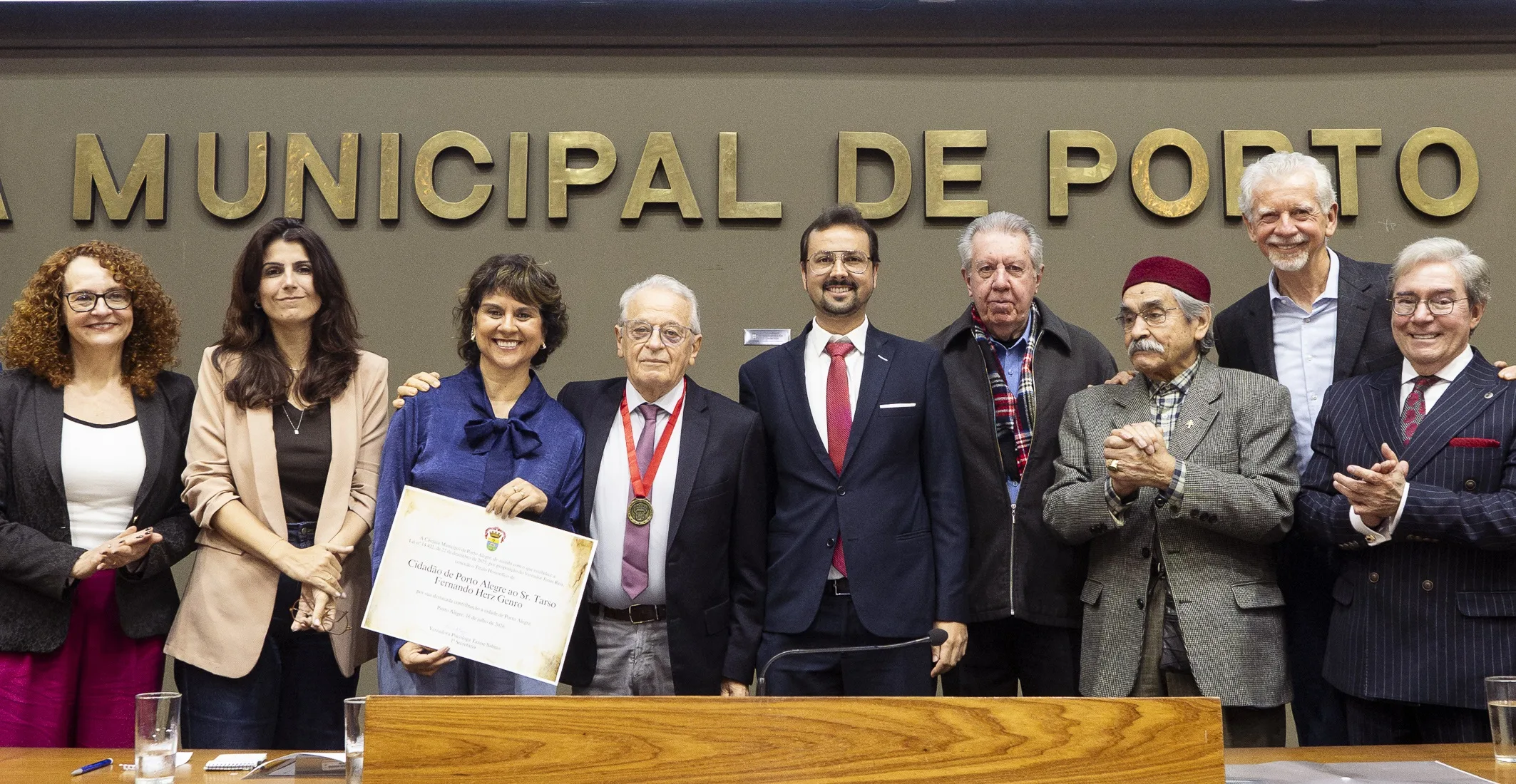 Solenidade ocorreu no Plenário Otávio Rocha e reuniu lideranças políticas