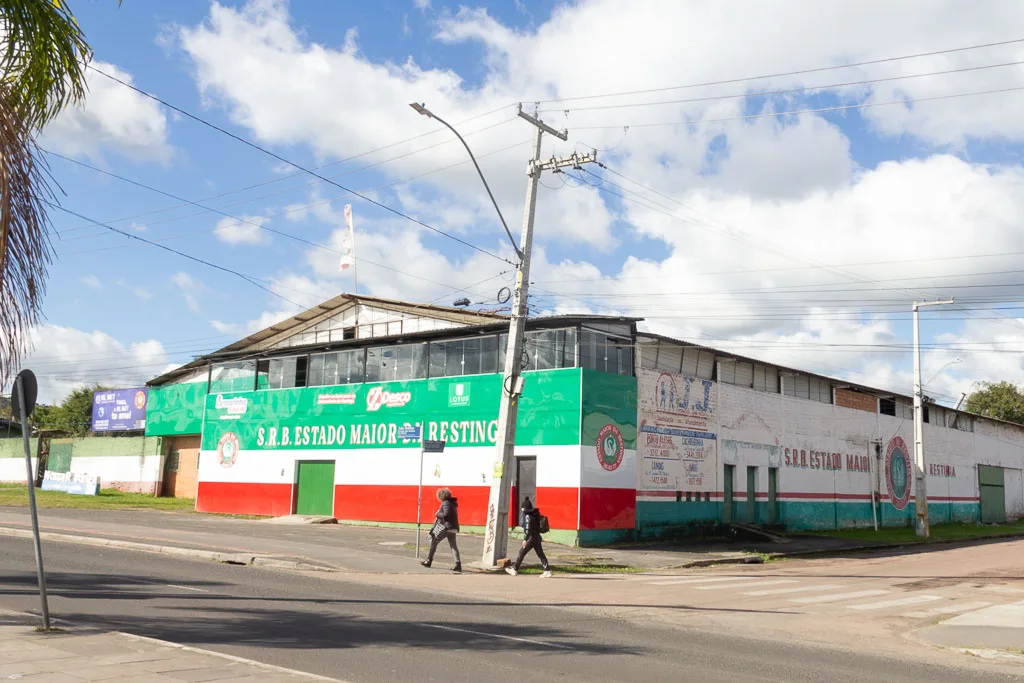 Restinga abriga duas escolas de samba de Porto Alegre