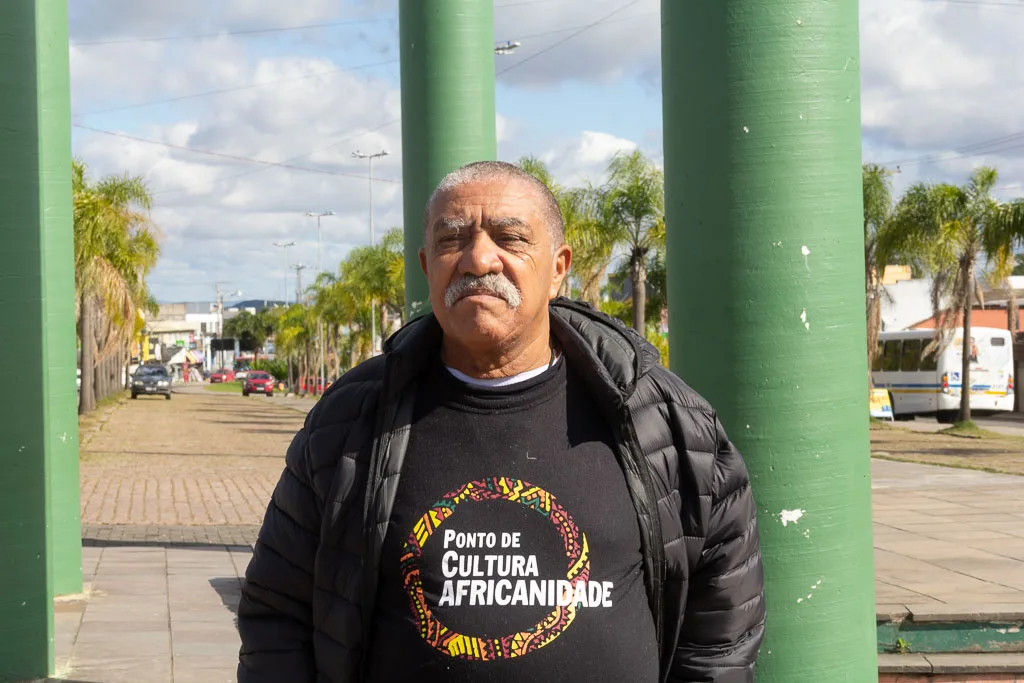 José Luiz Henrique Ventura  na esplanada da Restinga, espaço público onde ocorrem eventos no bairro