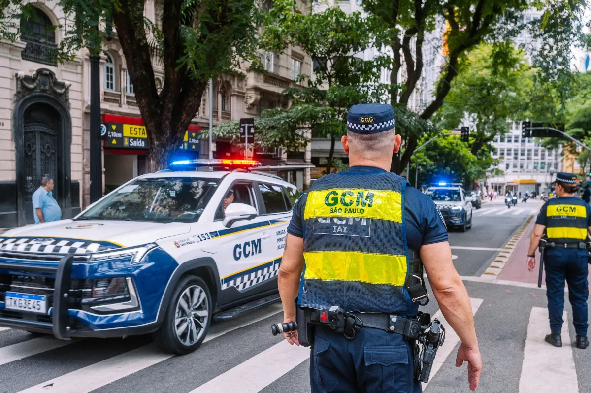 GCM faz ‘atuação desproporcional contra bares’ em SP e traz prejuízos para o setor, diz comerciante