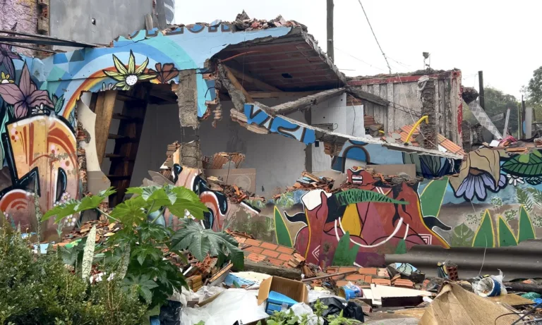 Quilombo Kédi resiste à remoção e luta para preservar a memória em Porto Alegre