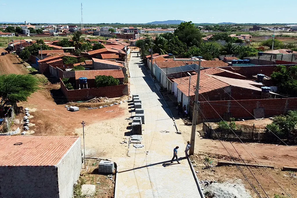 Calçamento foi temporariamente paralisado após autuação por trabalho análogo à escravidão