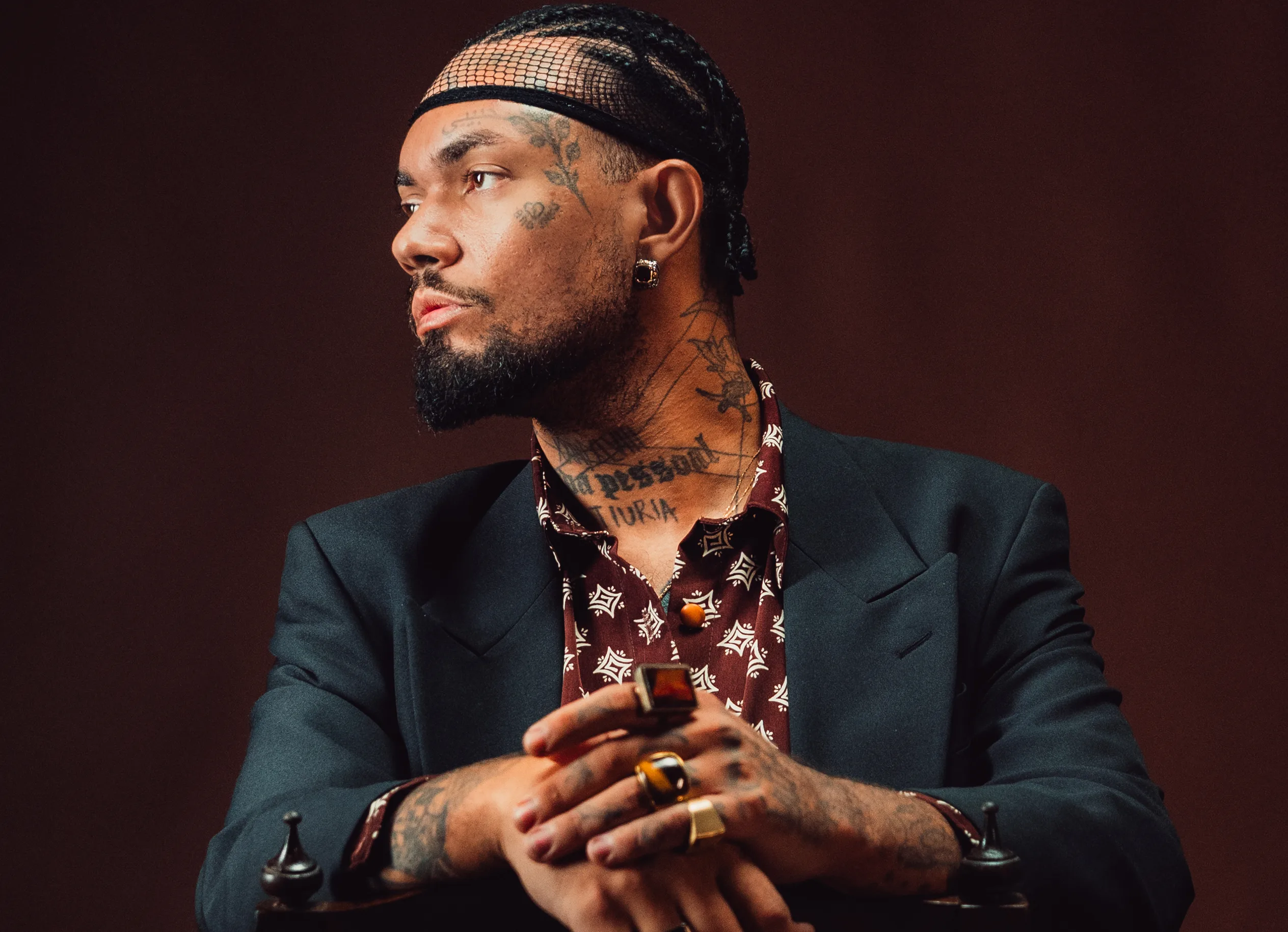 Luiz Lins apresenta mosaico de ritmos e dramas em seu segundo álbum, ‘Os Canalhas Também Envelhecem’ Luiz Lins apresenta mosaico de ritmos e dramas em seu segundo álbum, ‘Os Canalhas Também Envelhecem’
