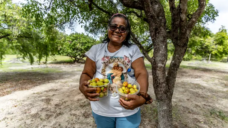 Maria Eliene Santos preside a Associação de Catadoras e Catadores de Mangaba Padre Luiz Lemper, vencedora do Prêmio Guardiãs da Sociobiodiversidade na categoria Povos e Comunidades Tradicionais