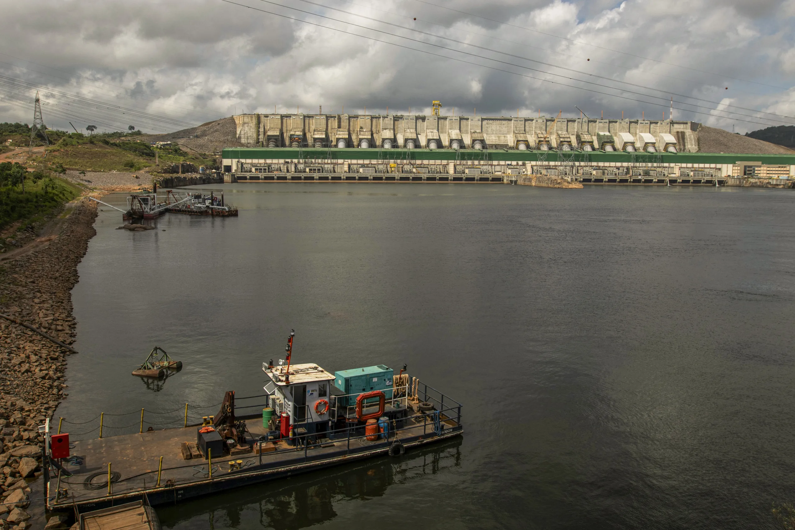A Usina Hidrelétrica (UHE) Belo Monte. Localizada no Rio Xingu, no Pará