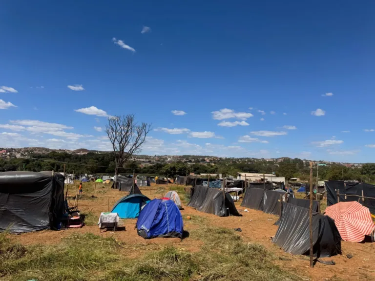 Justiça do DF suspende despejo de famílias acampadas em São Sebastião; terreno pertence à União