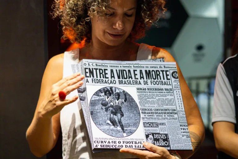 História do futebol também foi escrita por mulheres na várzea: 'Nunca deixaram de jogar'