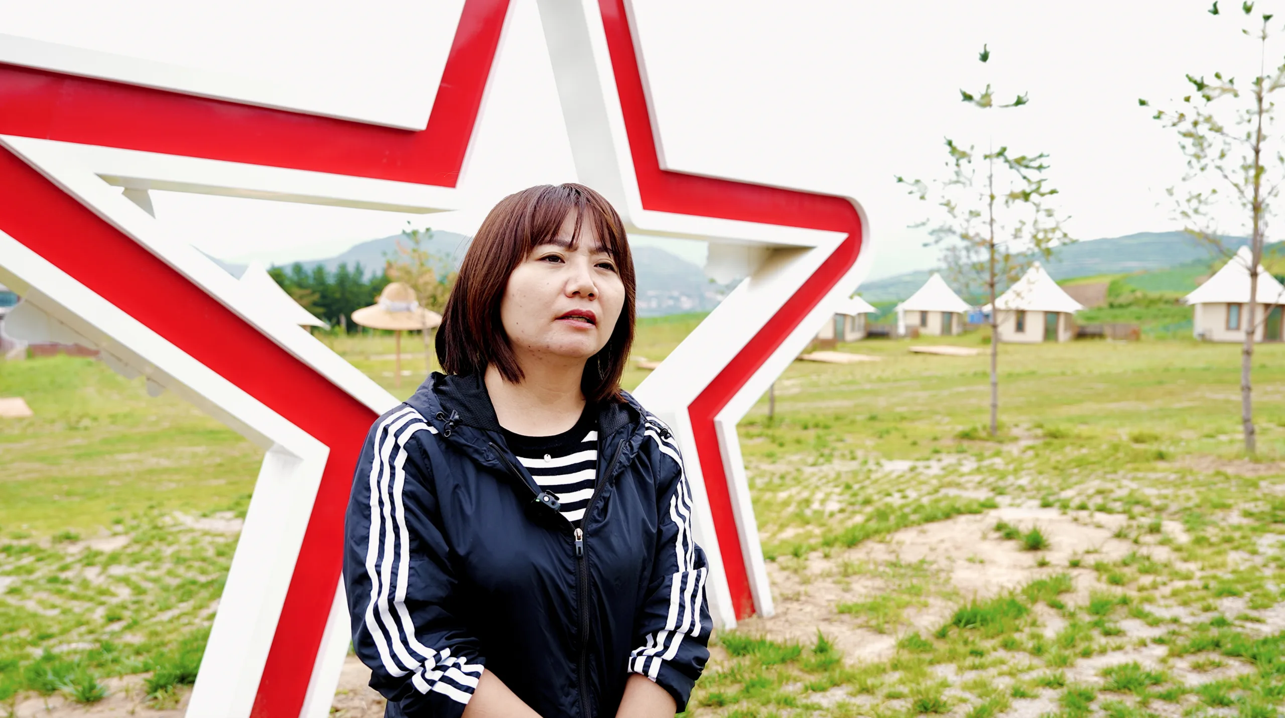 China: Camponeses dobram renda com o retorno de jovens, agricultura inteligente e turismo rural