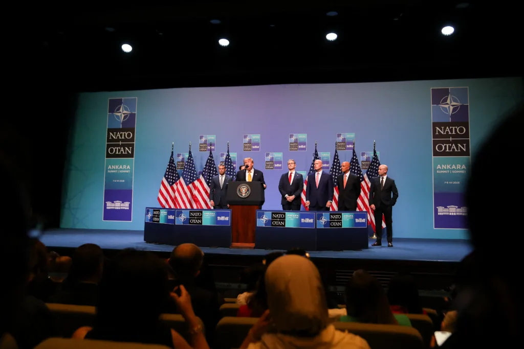 Presidente dos Estados Unidos, Donald Trump, durante a coletiva de imprensa na Cúpula da OTAN em Ancara, Turquia, em 8 de julho de 2026.