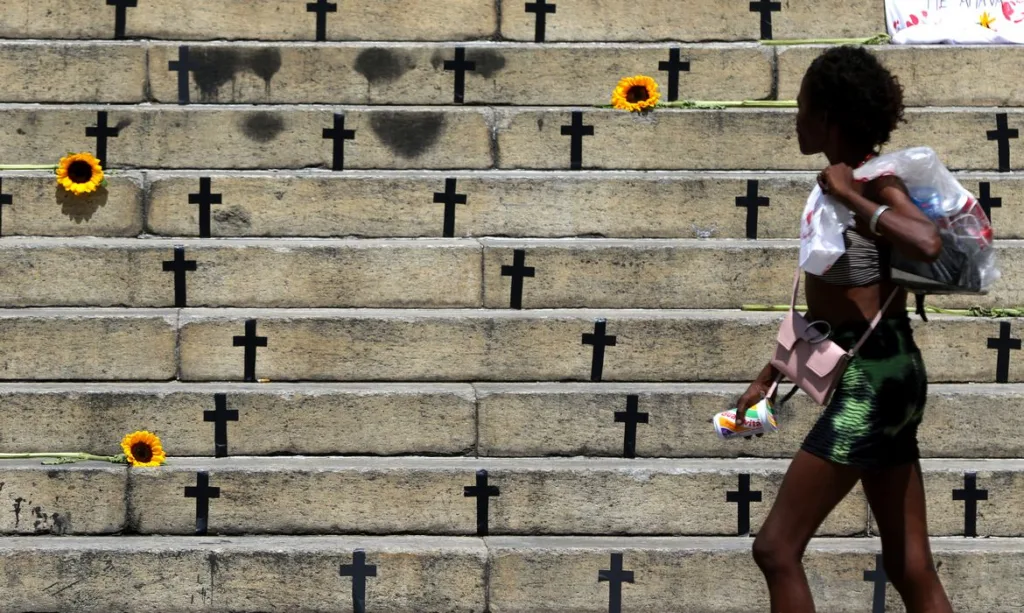 Em 2025, 1.571 mulheres foram vítimas de feminicídio, segundo o Anuário Brasileiro de Segurança Púbica