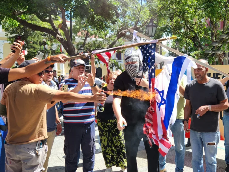 Em Caracas, atos criticam aproximação com Israel e Estados Unidos após terremoto