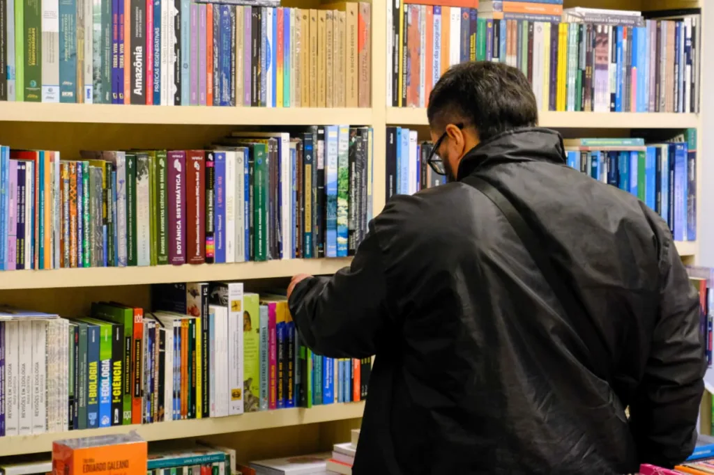 Via Sapiens sobrevive se reinventando frente às novas tendências de leitura 