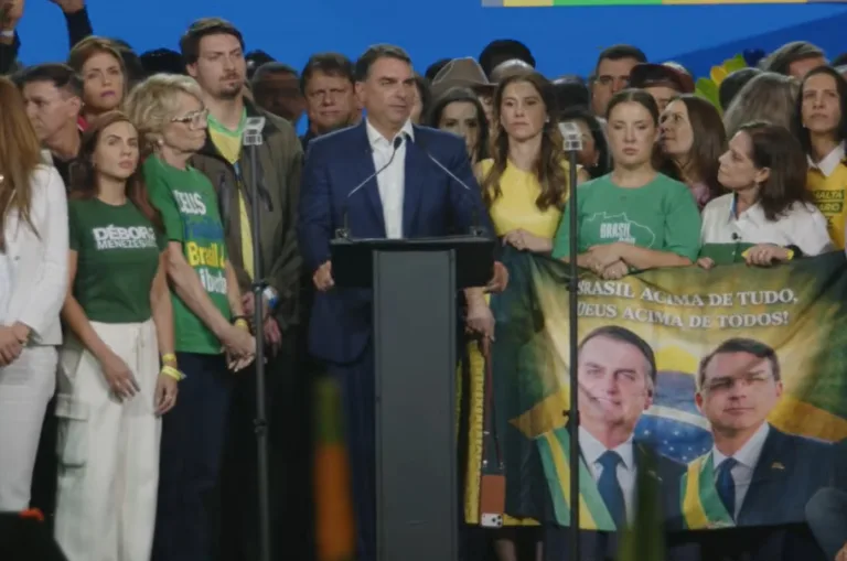 Refém de Jair Bolsonaro, PL lança Flávio à Presidência da República 