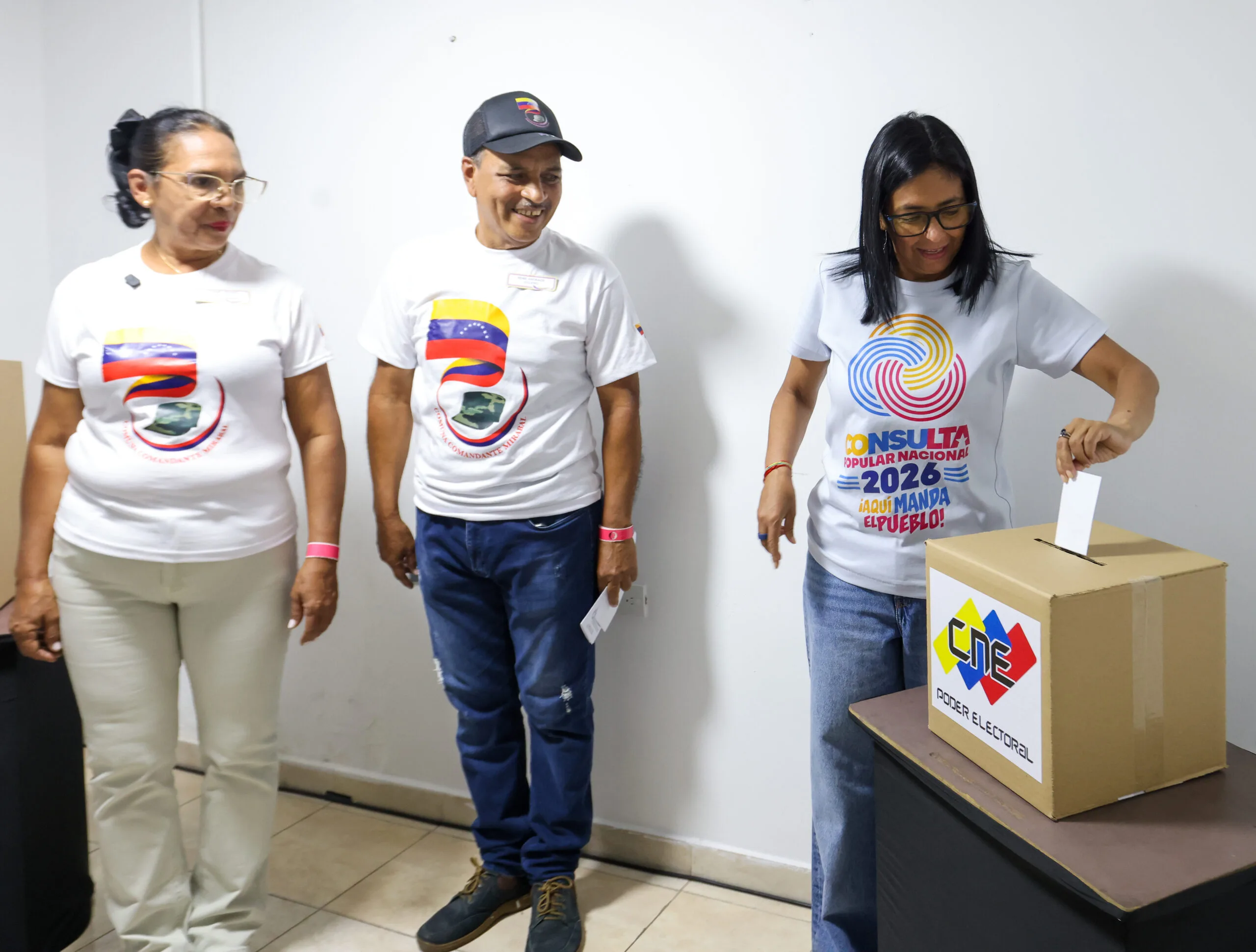 A presidenta em exercício Delcy Rodríguez, durante a última Consulta Popular Nacional, em março de 2026.