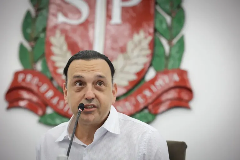 Justiça de SP condena vice de Tarcísio a indenizar PT por associar partido ao narcotráfico