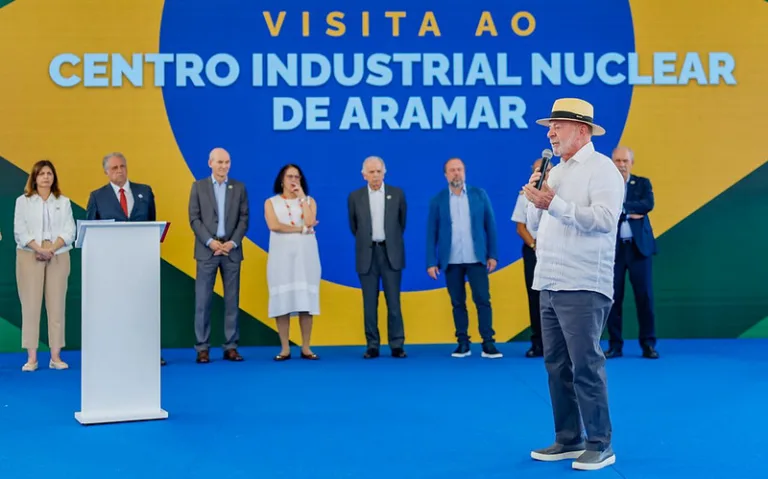 Presidente da República, Luiz Inácio Lula da Silva, durante visita ao Centro Industrial Nuclear de Aramar, em Iperó - SP. Foto: Ricardo Stuckert
