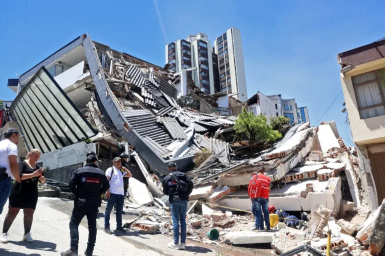 Número de mortos em terremoto na Colômbia sobe para 111