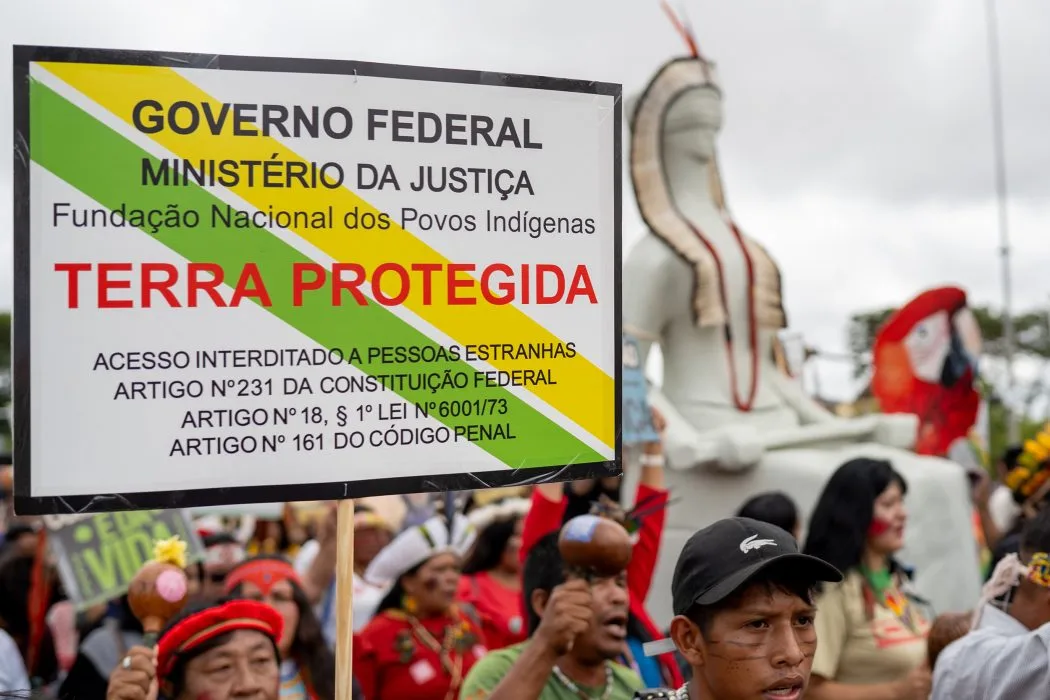 Manifestantes do acampamento terra livre 2025
