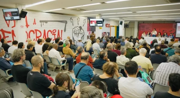 Bancários iniciam paralisação por reajuste salarial e avanços em negociações com bancos