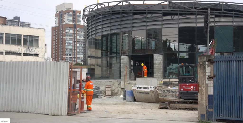 Obra na estação João Paulo I, da Linha 6-Laranja