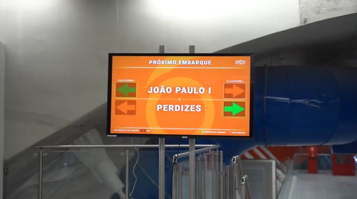 Linha 6-Laranja funciona em trecho reduzido, com longos intervalos e fora dos horários de picos