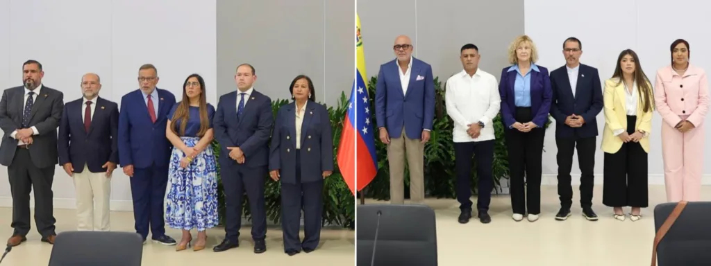 À esquerda, representantes da oposição; à direita, delegação chavista. 
