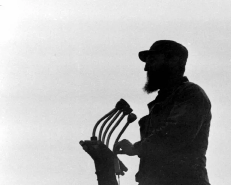 Aos 100 anos de Fidel, documentário discute legado do líder cubano diante dos desafios da ilha