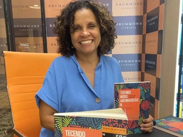 Renísia Garcia afirma que trajetórias de mulheres negras ainda são marcadas por desigualdades e obstáculos estruturais